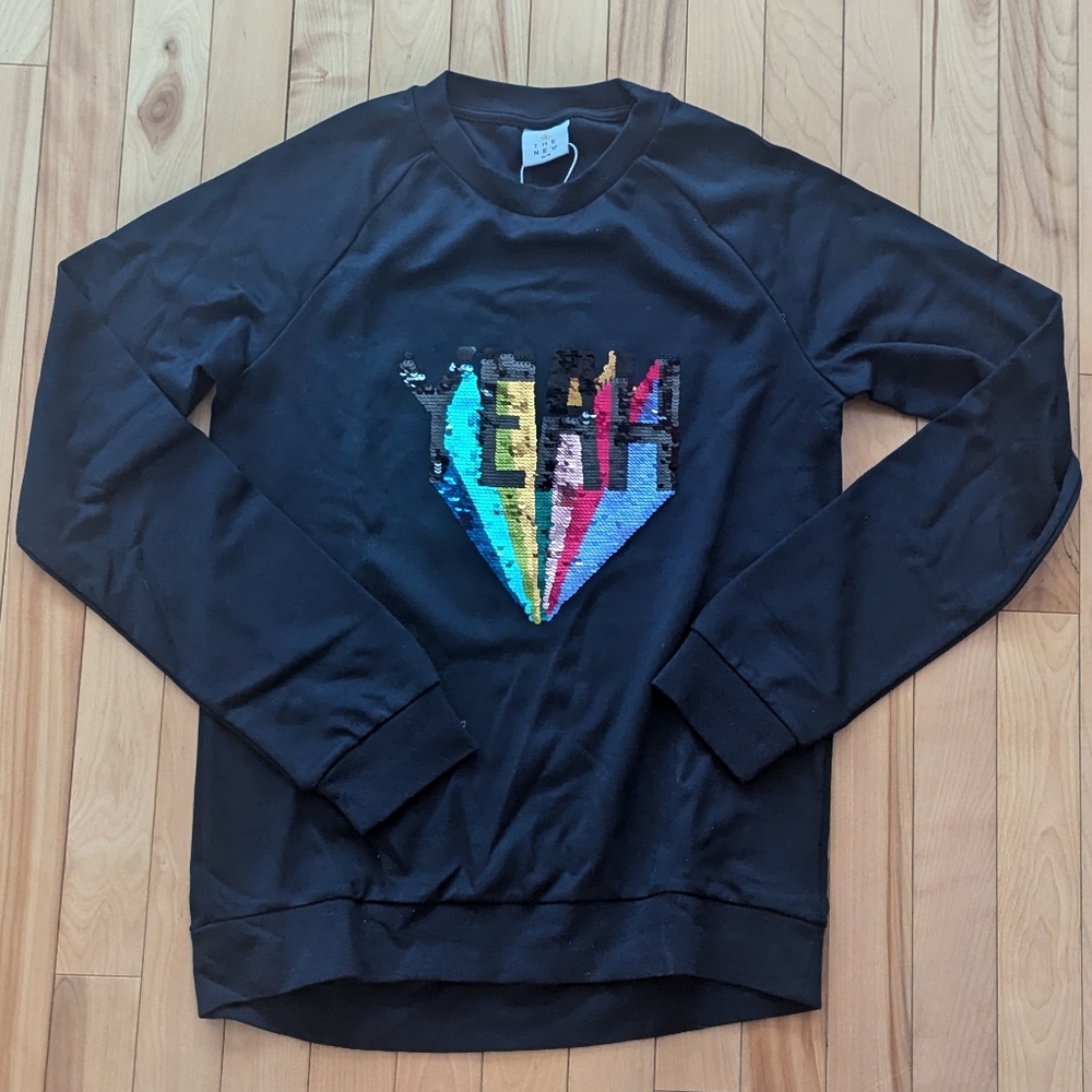 3/15$ Black Graphic Sweater
